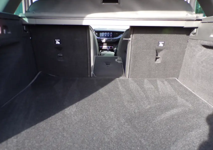 Opel-INSIGNIA Sport Tourer-GS Line PacK 2.0 DIESEL 174 BVA8 4x4 / AWD - 24 - Garage Dormoy Automobiles