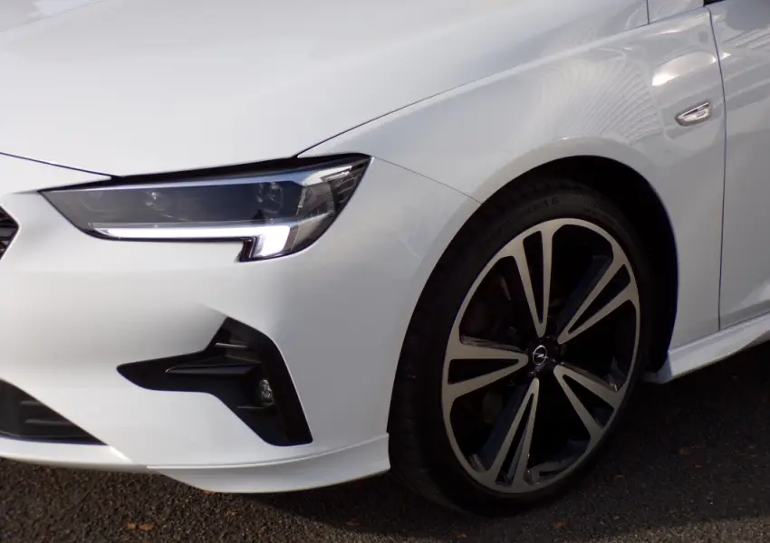 Opel-INSIGNIA Sport Tourer-GS Line PacK 2.0 DIESEL 174 BVA8 4x4 / AWD - 4 - Garage Dormoy Automobiles