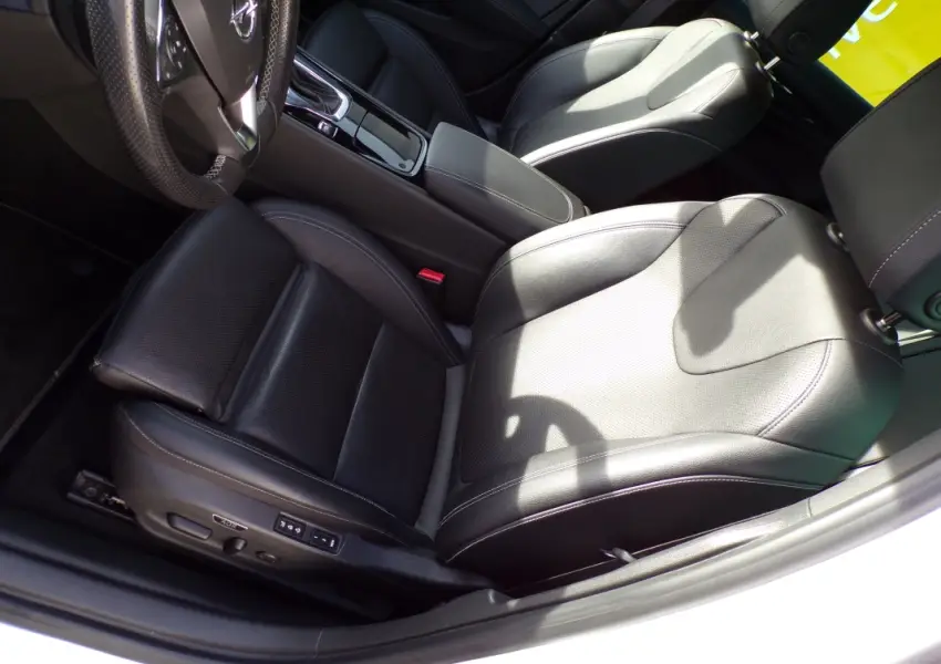 Opel-INSIGNIA Sport Tourer-GS Line PacK 2.0 DIESEL 174 BVA8 4x4 / AWD - 9 - Garage Dormoy Automobiles