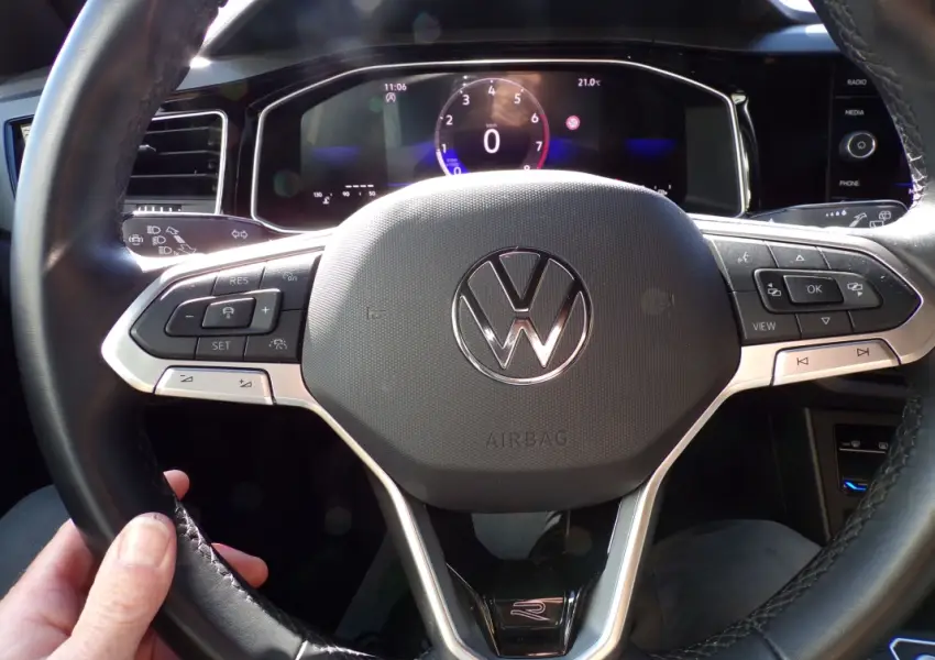 Volkswagen-POLO-VI 1.0 TSI 95 Ch BV6 R-Line - 21 - Garage Dormoy Automobiles