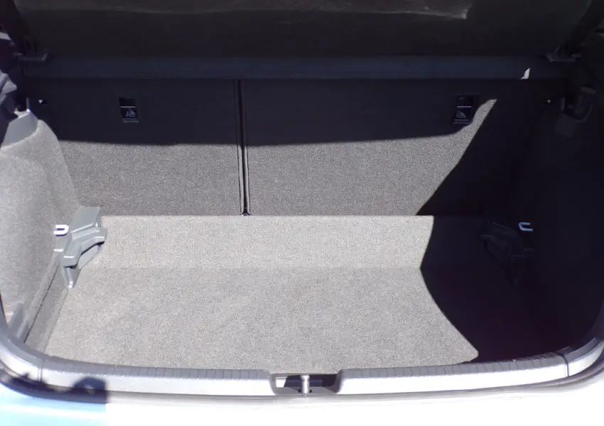 Volkswagen-POLO-VI 1.0 TSI 95 Ch BV6 R-Line - 9 - Garage Dormoy Automobiles