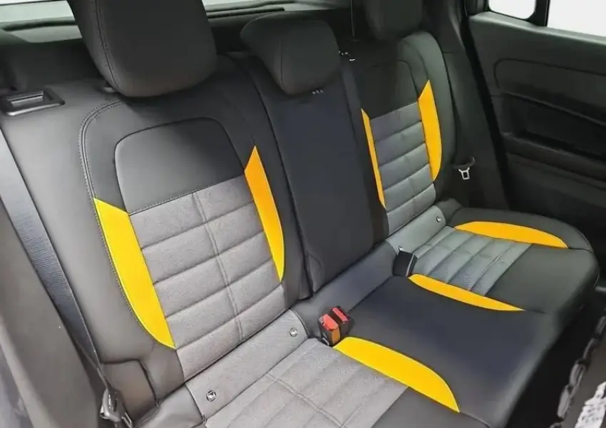 JEEP-AVENGER-1.2 TURBO 145 E-HYBRID 4XE 