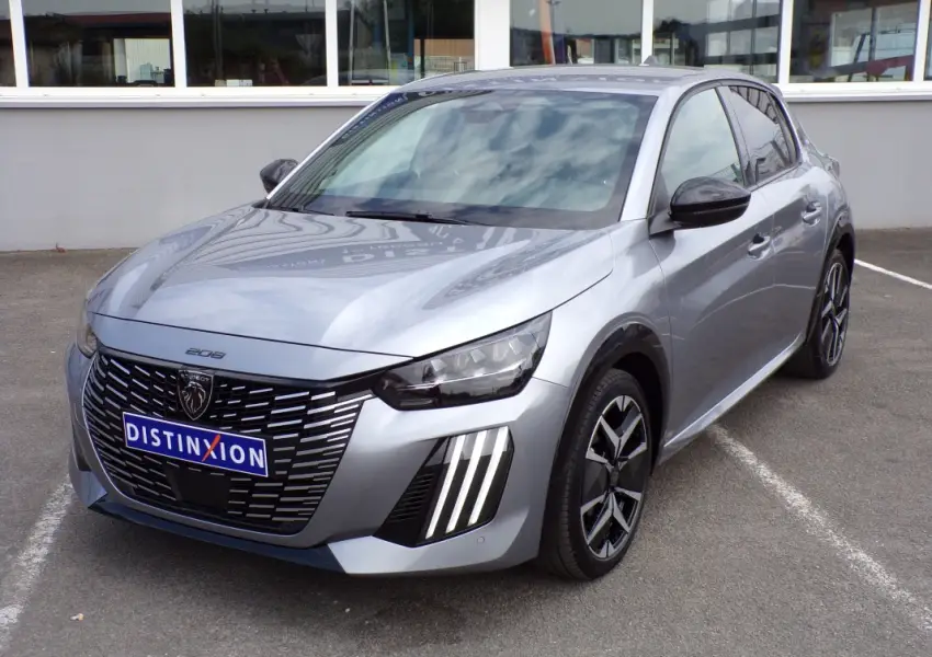 Peugeot-208-1.2 Hybrid 145 E-DCS 6 GT + Pack Executive - Garage Dormoy Automobiles