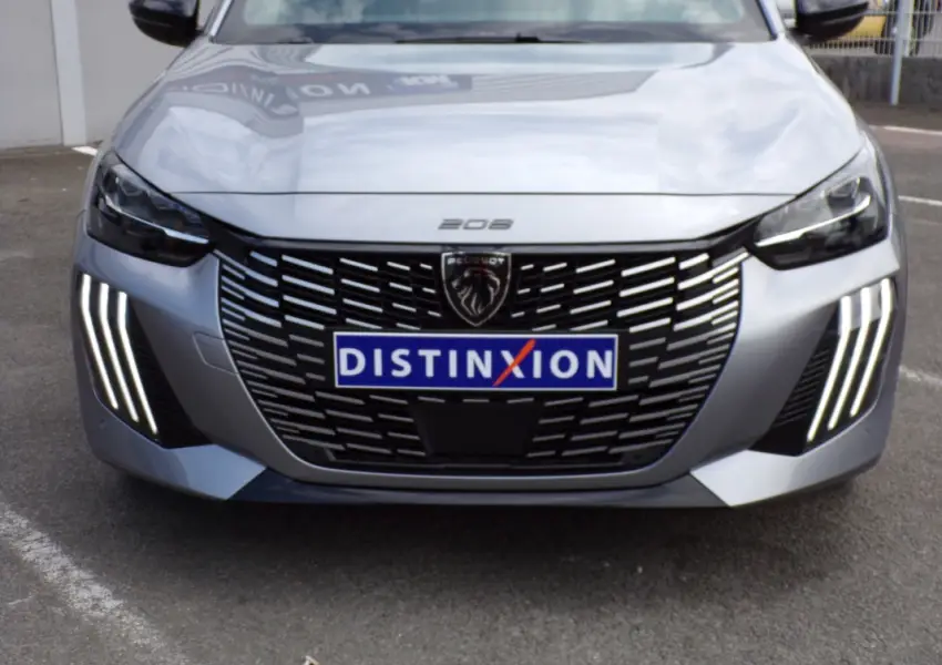 Peugeot-208-1.2 Hybrid 145 E-DCS 6 GT + Pack Executive - Garage Dormoy Automobiles