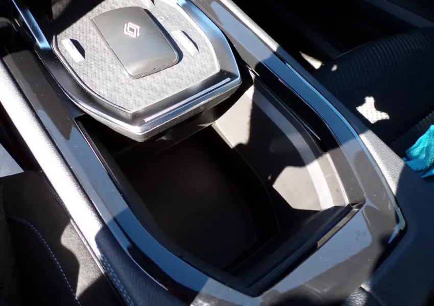 Renault-AUSTRAL-E-Tech FULL Hybrid 200 Techno ESPRIT ALPINE - 9 - Garage Dormoy Automobiles