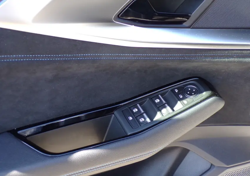 Renault-AUSTRAL-E-Tech FULL Hybrid 200 Techno ESPRIT ALPINE - 10 - Garage Dormoy Automobiles