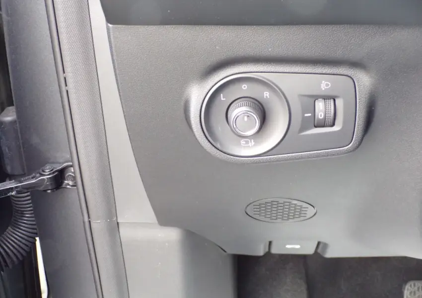 MG-ZS-1.5 Hybrid + 197 Ch Luxury - 18 - Garage Dormoy Automobiles